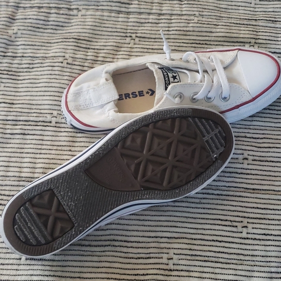 Converse - Picture 2 of 4